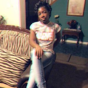 Meet your Posher, Latoya